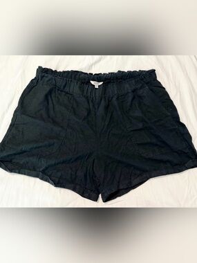 Briggs Black Elastic-Waist Linen Women’s Shorts